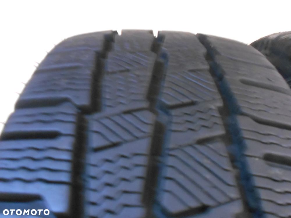 OPONY 215/60R17C MICHELIN AGILIS ALPIN DOT 4524 / 3717 10MM - 6