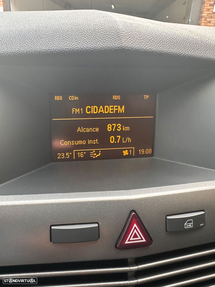 Opel Astra 1.7 CDTI Elegance - 24
