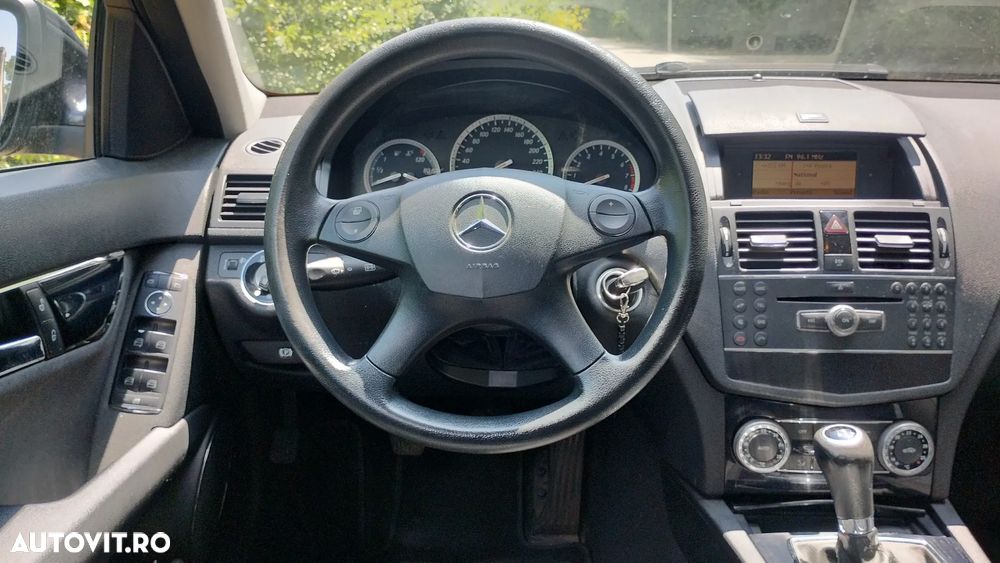 Mercedes-Benz C 200 Avantgarde Edition - 10