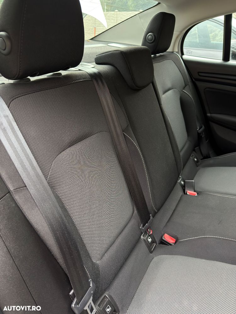 Renault Megane 1.2 TCe Zen - 12