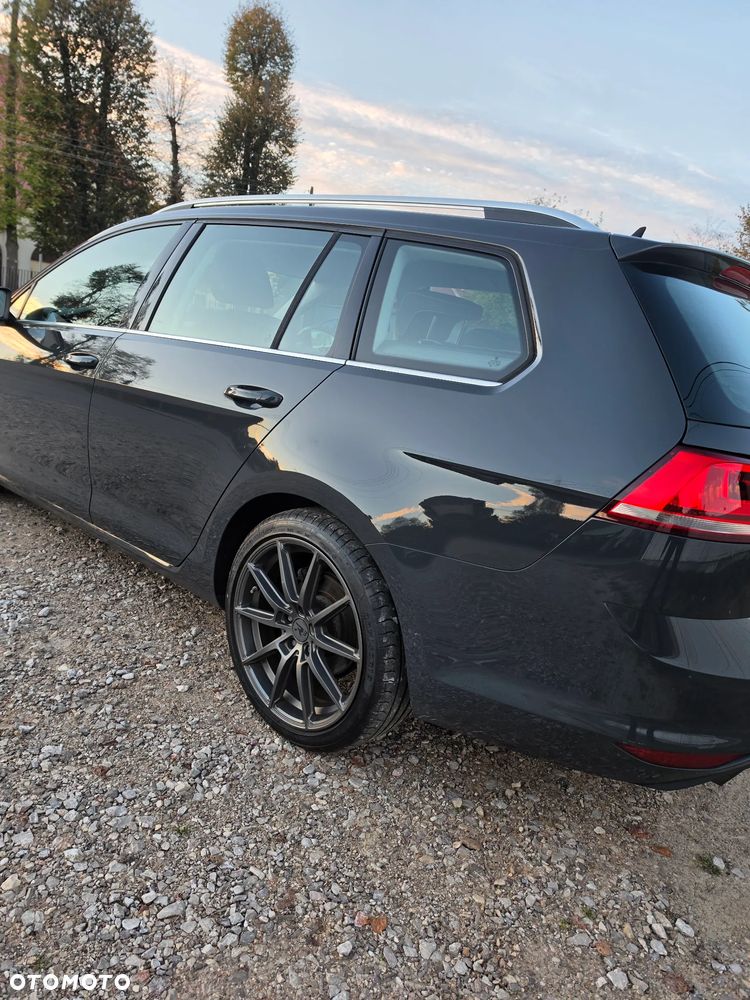 Volkswagen Golf 1.6 TDI Comfortline DSG - 10