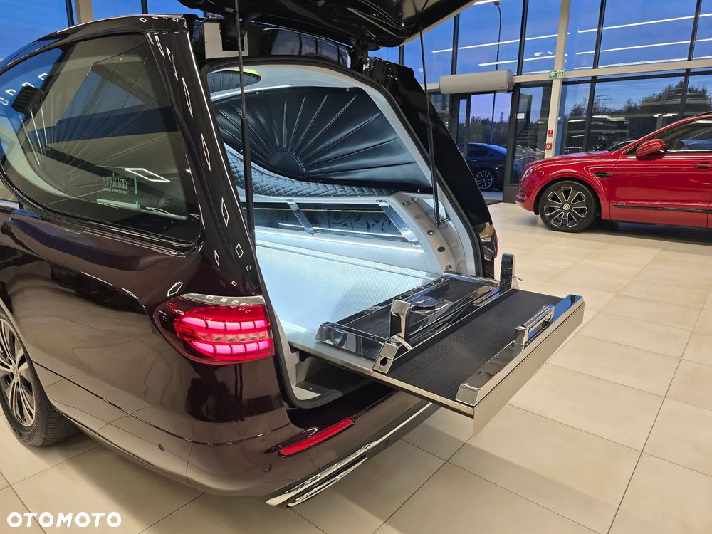 Mercedes-Benz Klasa E 200 d Exclusive - 11