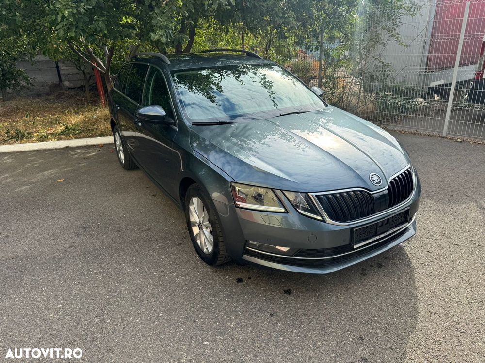 Skoda Octavia 2.0 TDI DSG Style - 3