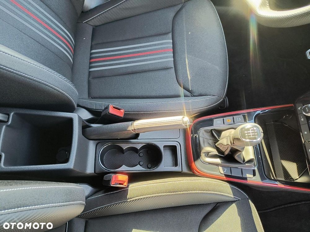 Skoda Fabia 1.0 TSI Monte Carlo - 38