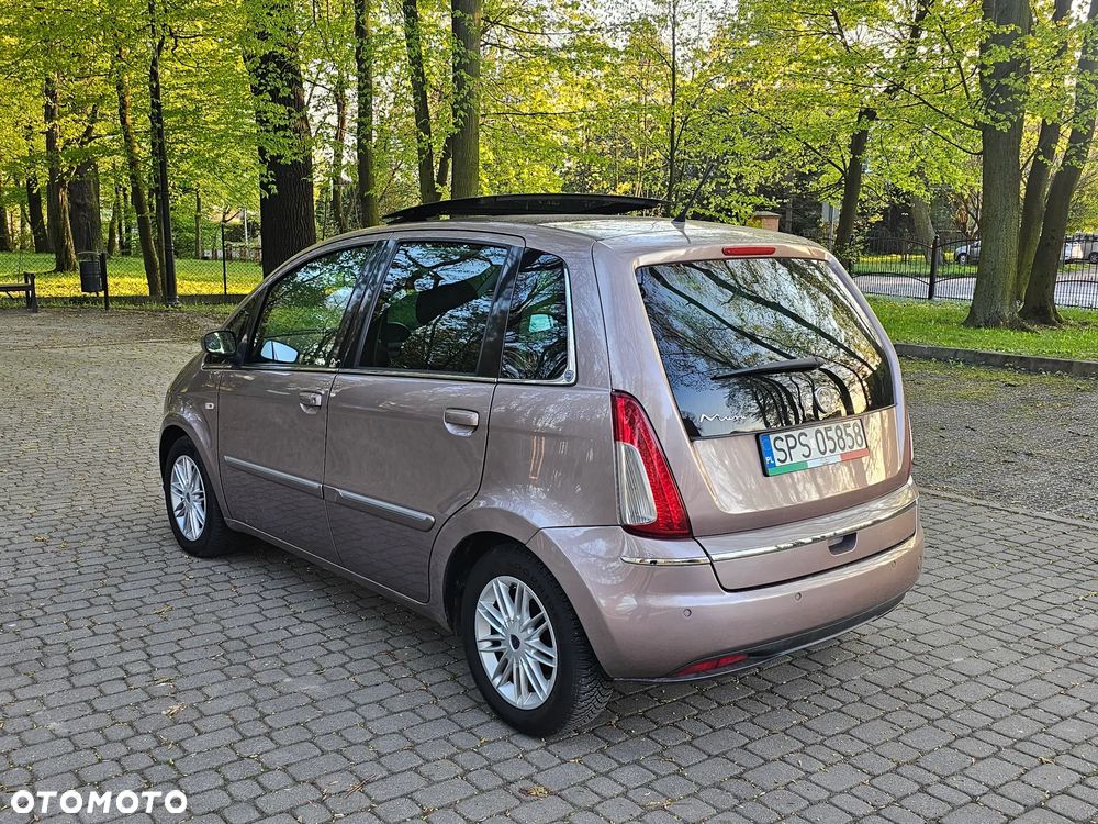 Lancia Musa 1.4 16v Platinum - 4