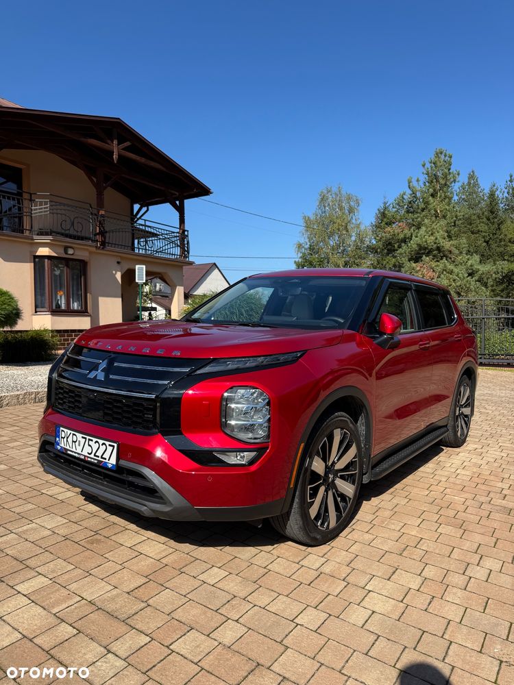 Mitsubishi Outlander 2025 photo 2
