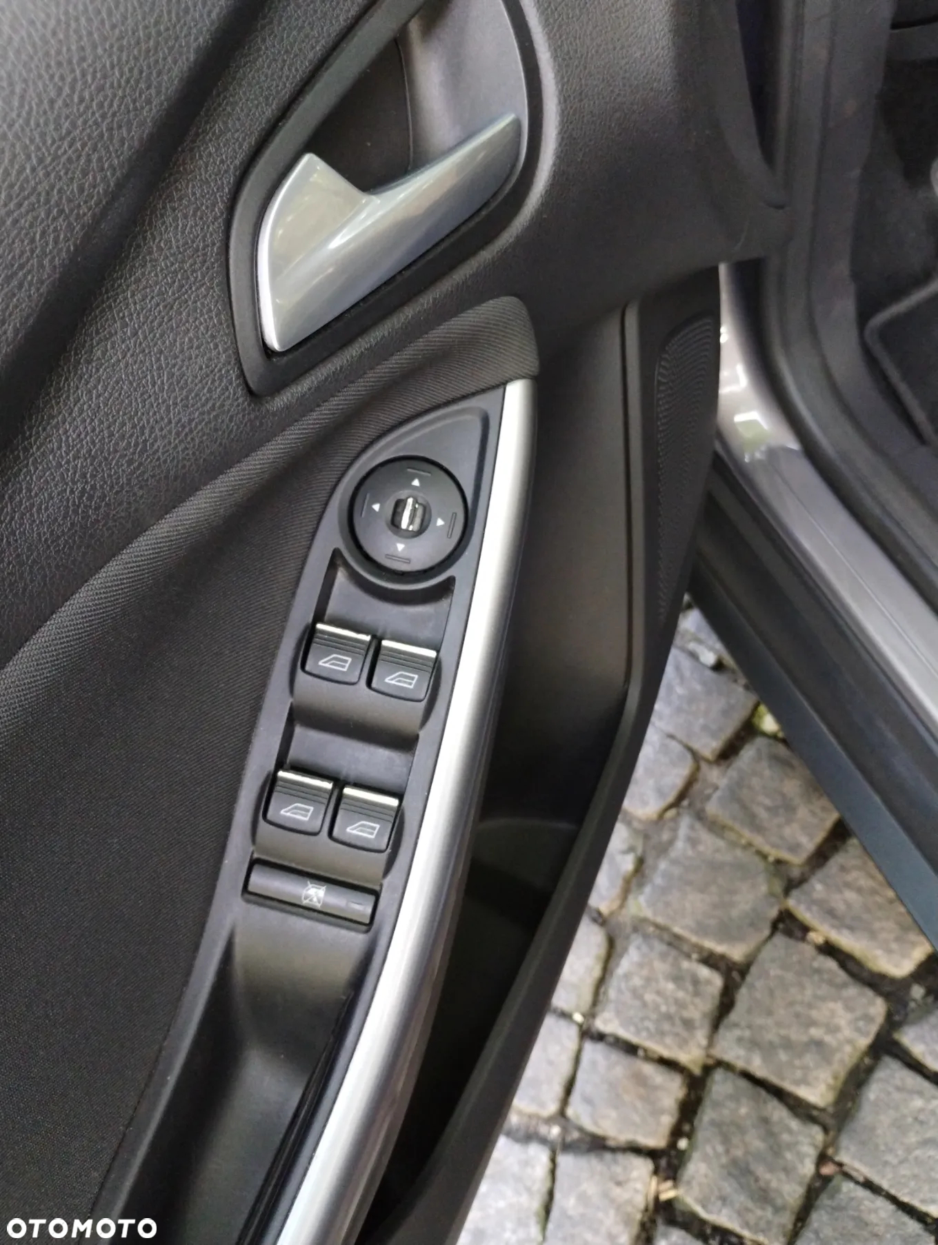 Ford Focus 1.6 EcoBoost Trend Sport - 28