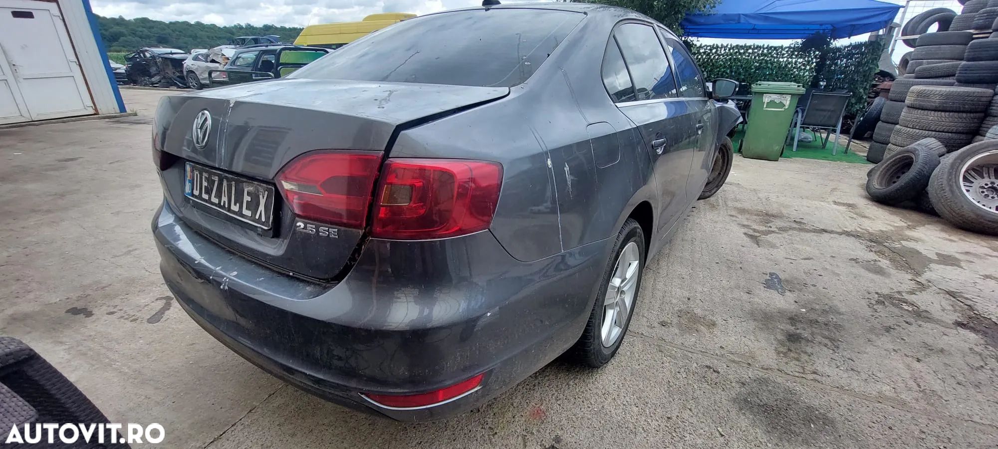 Dezmembrari Volkswagen Jetta 2014 2.5 V5 benzina - 1