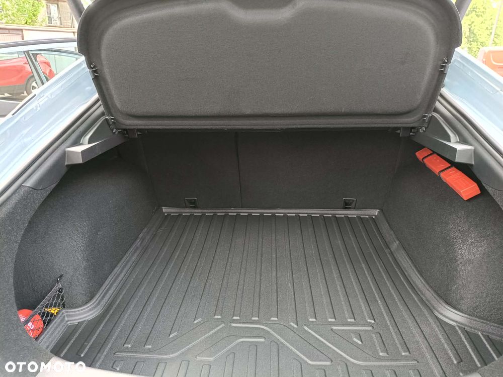 JAC J7 - 12