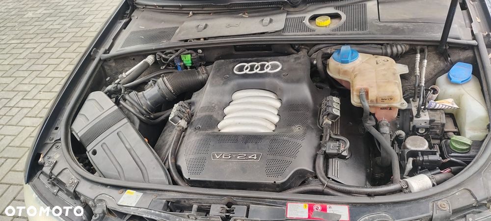 Audi A4 Limousine - 5