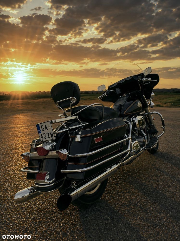 Harley-Davidson Electra - 12