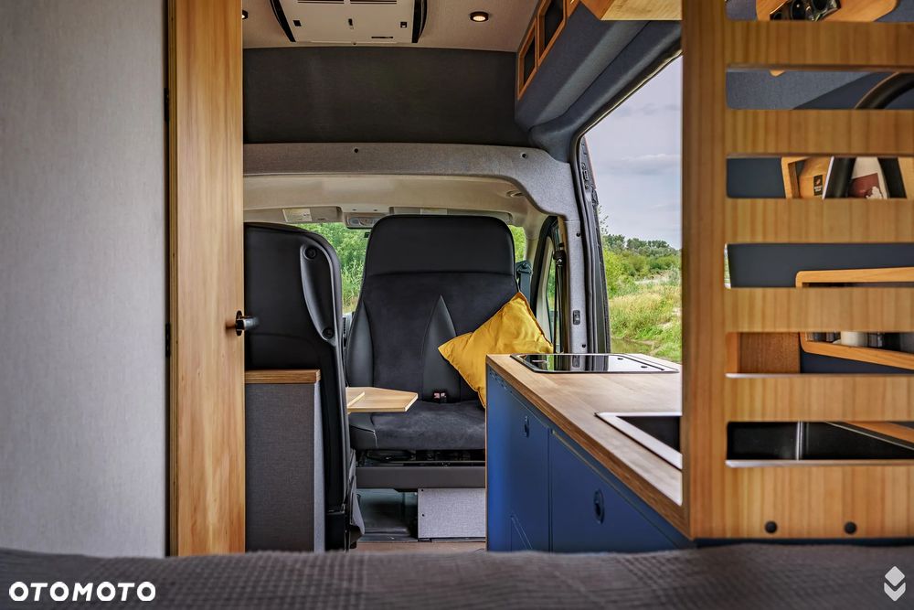 Dodge Ram Promaster - 13