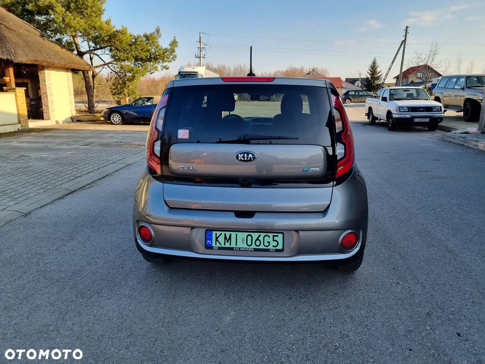 Kia Soul - 12
