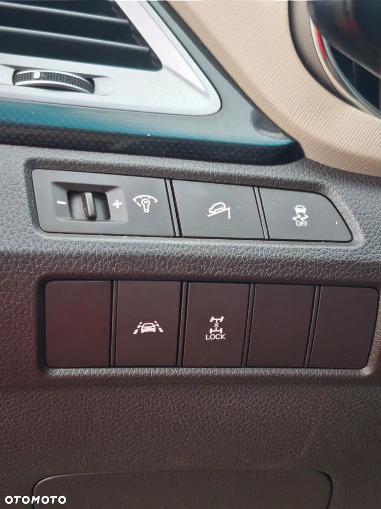 Hyundai Santa Fe 2.0 CRDi Premium 4WD - 11