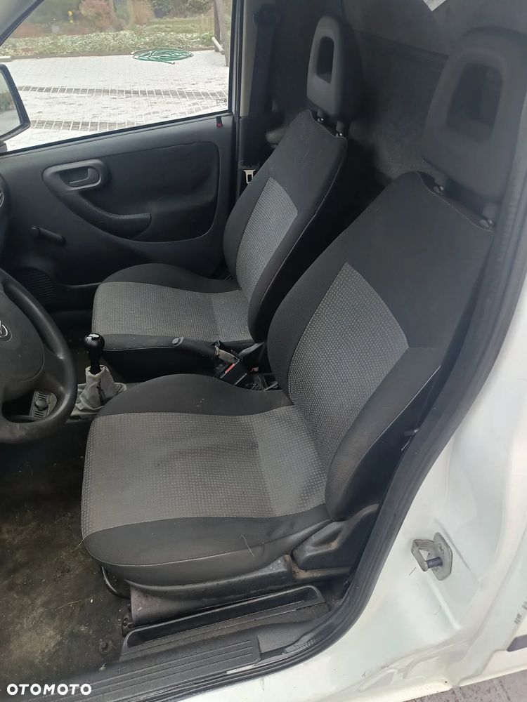 Opel Combo Standard - 13