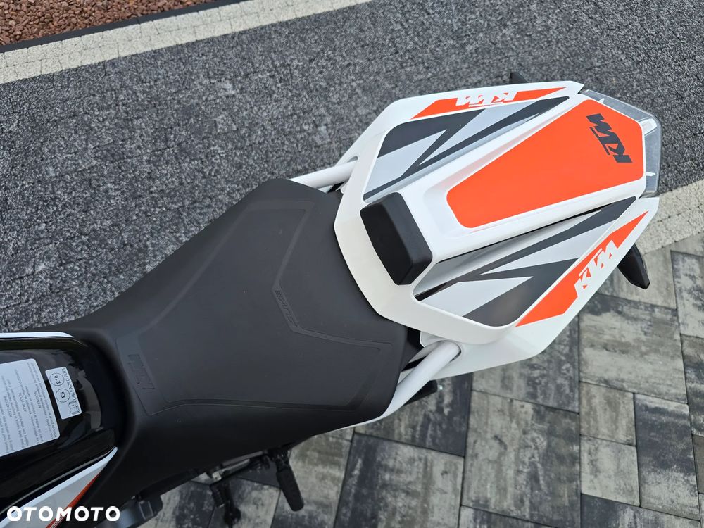 KTM Duke - 20