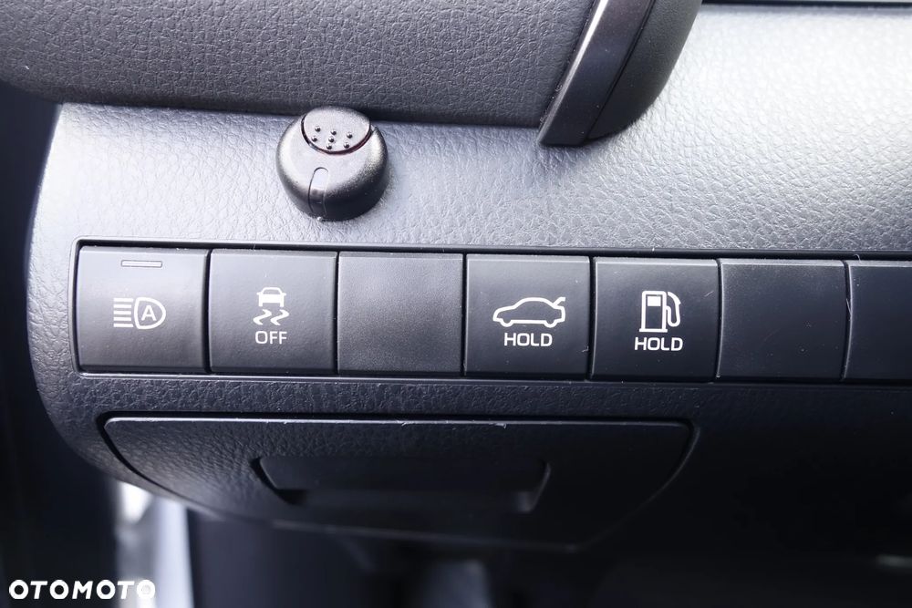 Toyota Camry 2.5 Hybrid Prestige CVT - 18