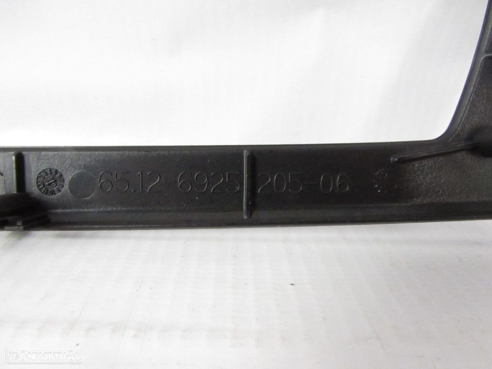 Guarnição do Painel GPS Business Seminovo/ Original BMW 1 (E87) 65126925205 - 3