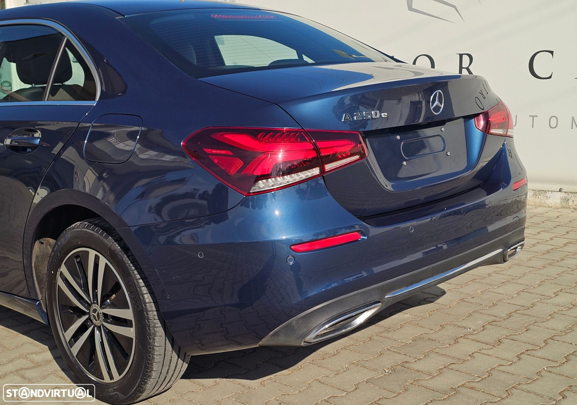 Mercedes-Benz A 250 Limousine e Progressive - 9