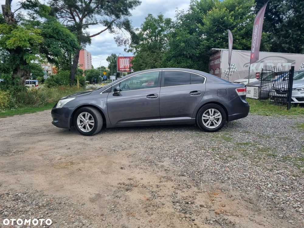 Toyota Avensis - 3