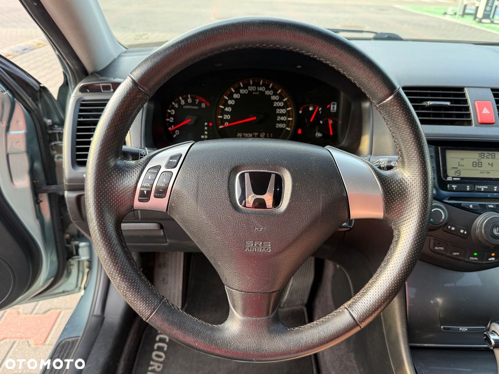 Honda Accord 2.0 Comfort - 9