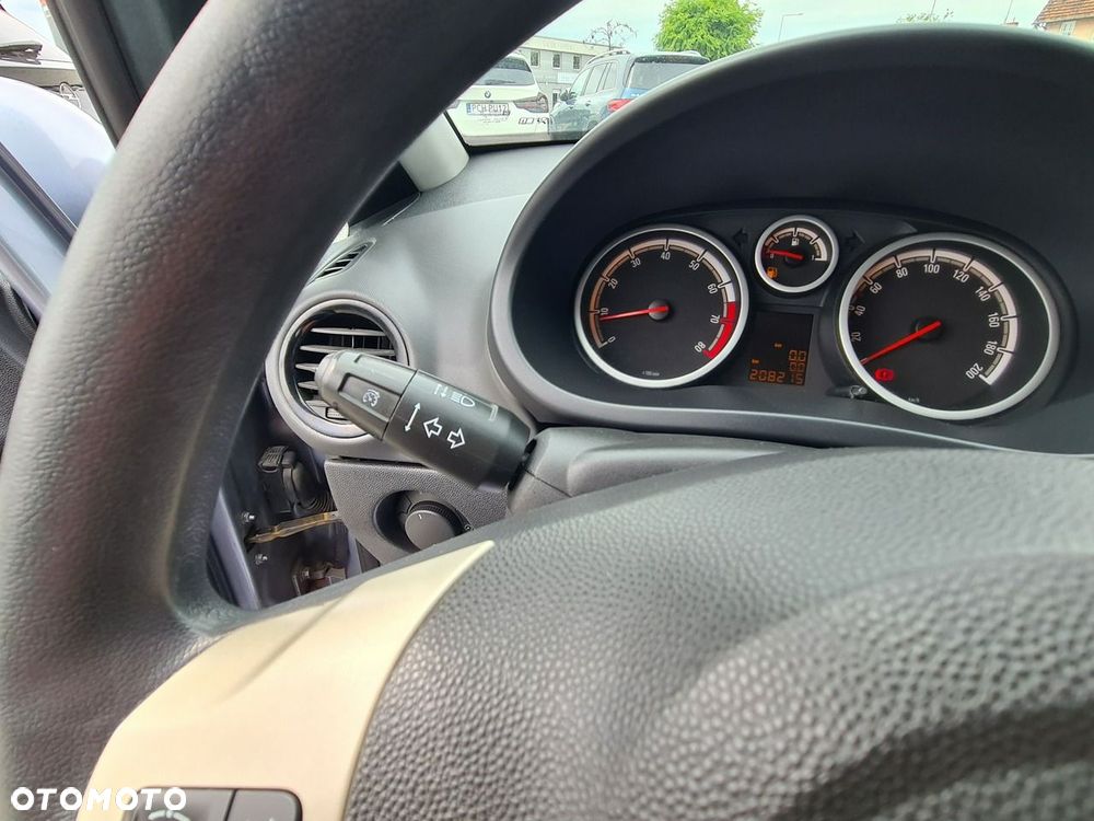 Opel Corsa 1.2 16V Edition - 9