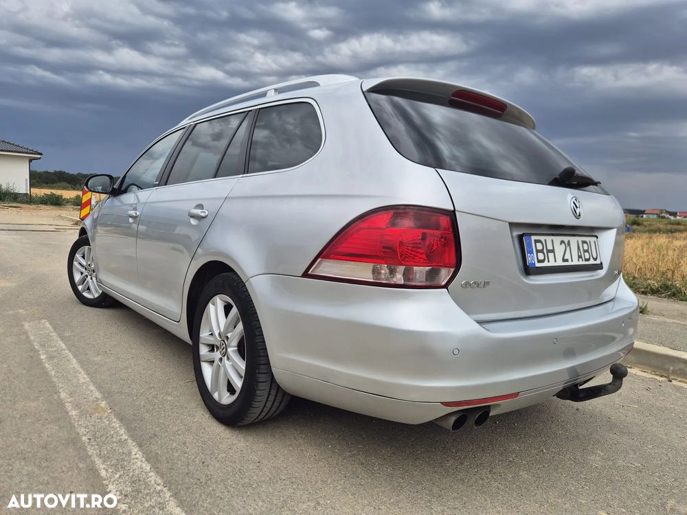 Volkswagen Golf - 4