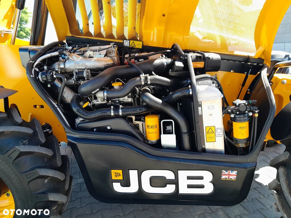 JCB 535-95 JOYSTICK 110KM - 16