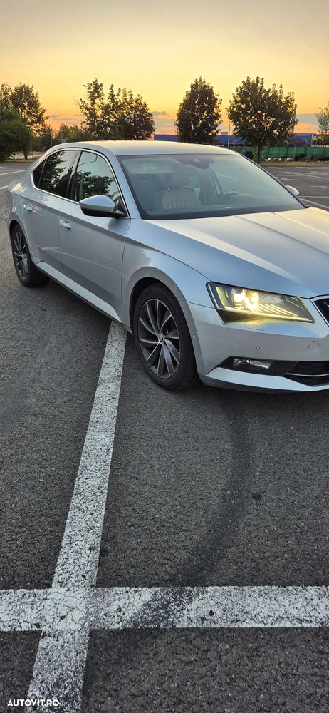 Skoda Superb 2.0 TDI DSG Laurin & Klement - 7