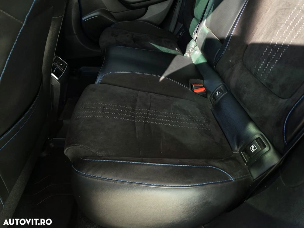 Renault Megane ENERGY dCi EDC GT - 30