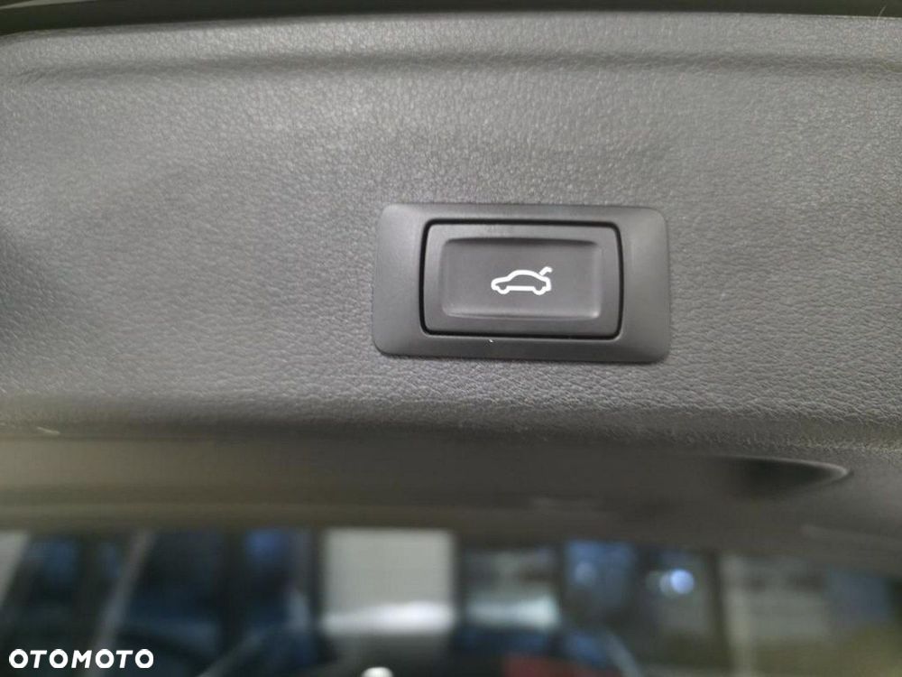 Audi A4 Avant - 16