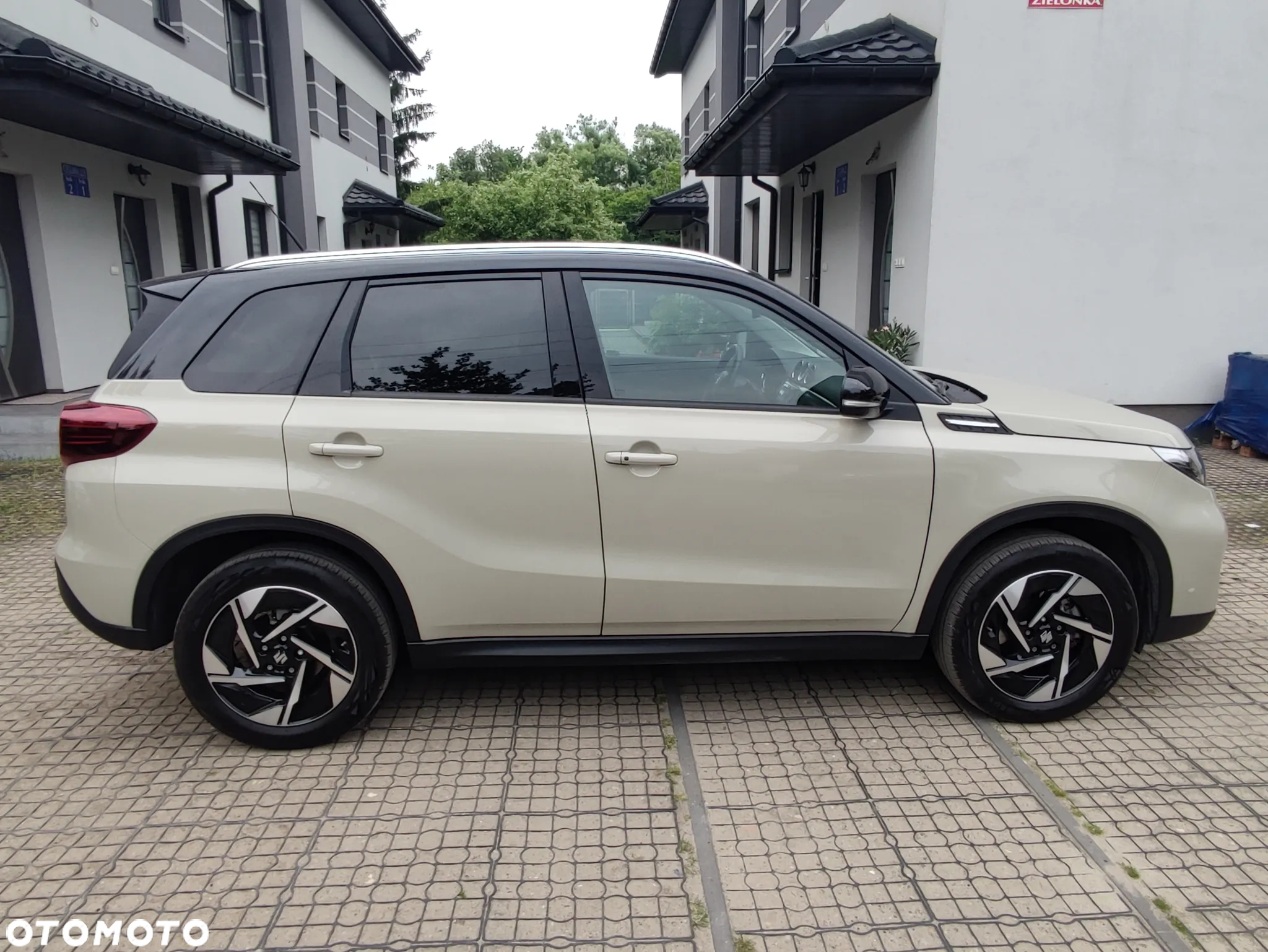 Suzuki Vitara 1.4 Boosterjet mHEV Elegance 2WD - 8