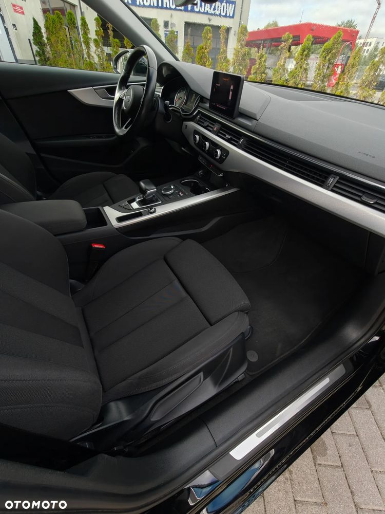 Audi A4 Avant 2.0 TDI S tronic - 26