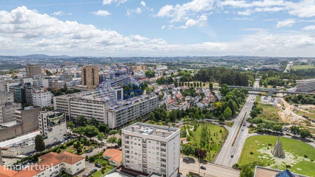 Apartamento T3 renovado c/varanda e garagem - Cidade da Maia, Maia - Grande imagem: 5/31