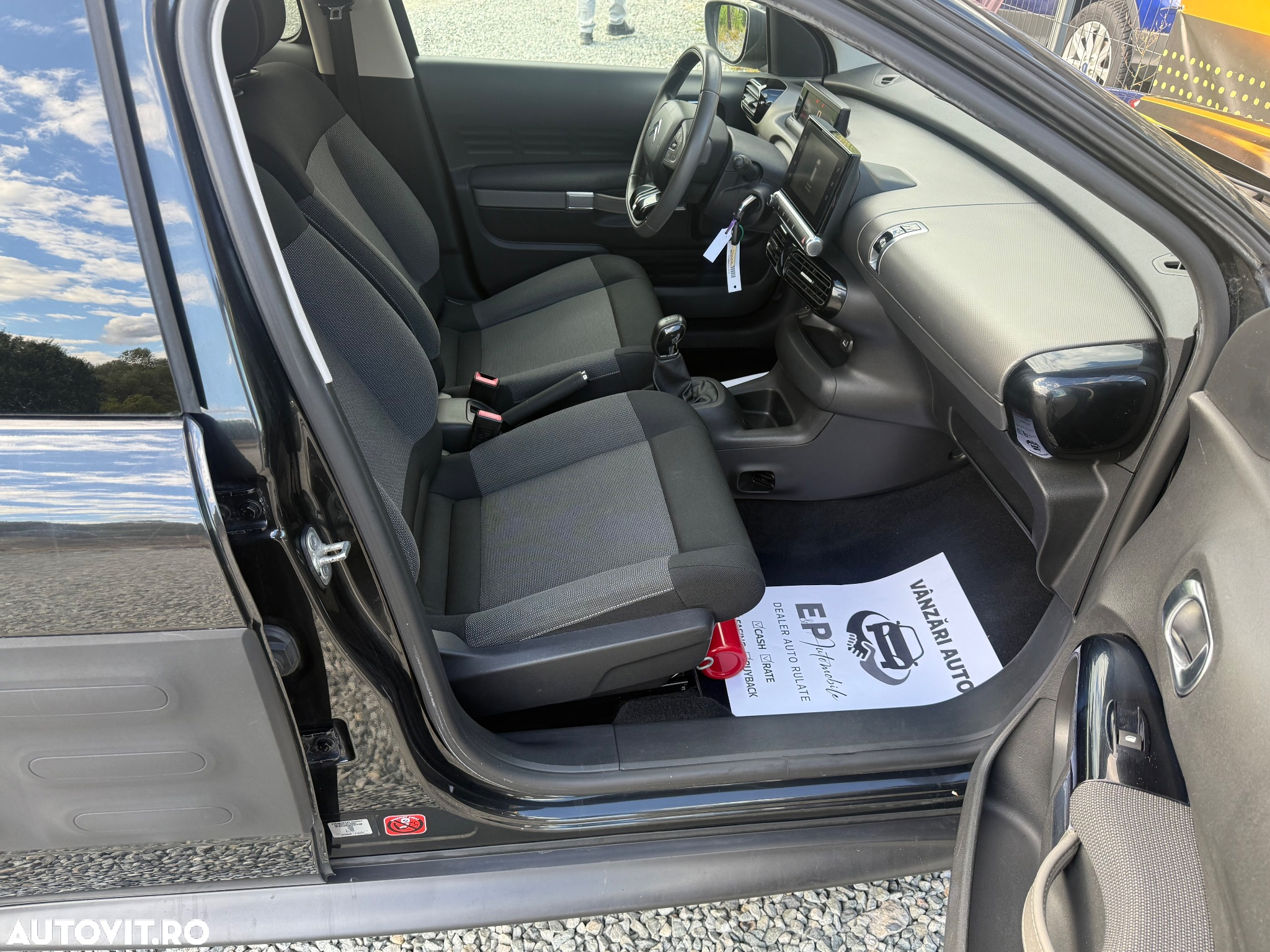 Citroën C4 Cactus PureTech 82 Business Class - 13