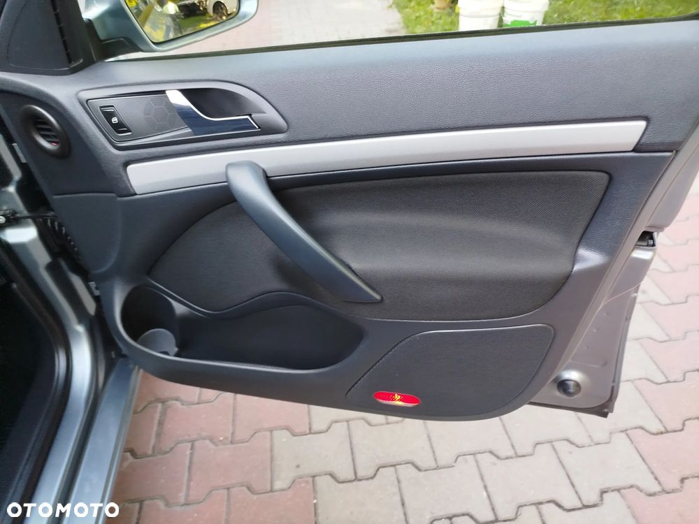 Skoda Octavia 1.6 TDI DPF FAMILY - 18