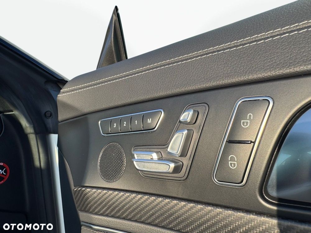 Mercedes-Benz SL - 18