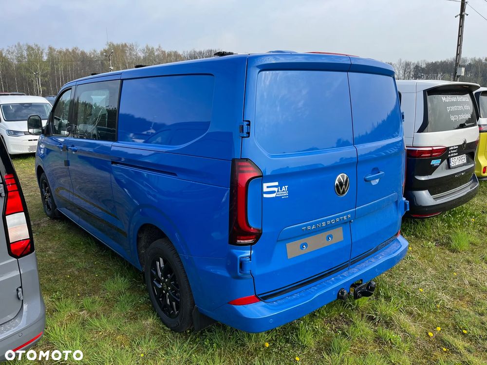 Volkswagen Transporter - 4