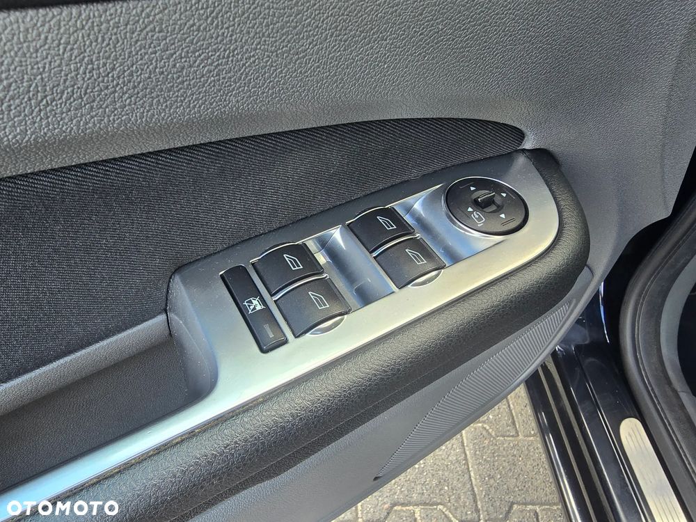 Ford Focus 2.0 TDCi DPF Titanium - 22