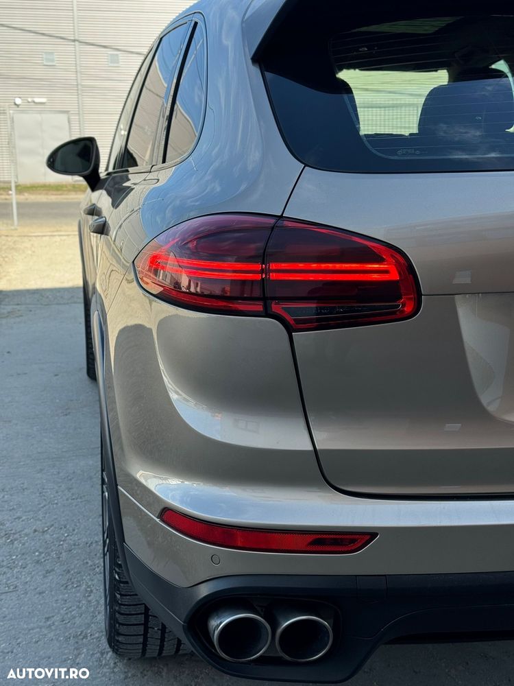 Porsche Cayenne 3.6 L S - 10