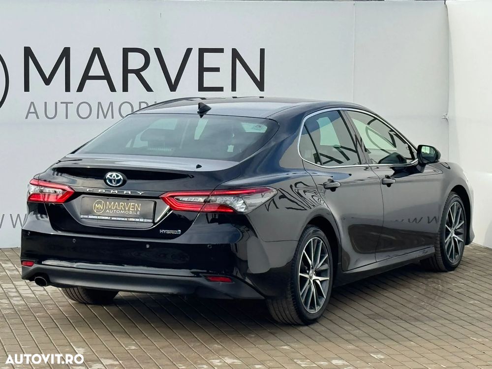 Toyota Camry 2.5 Dynamic - 6