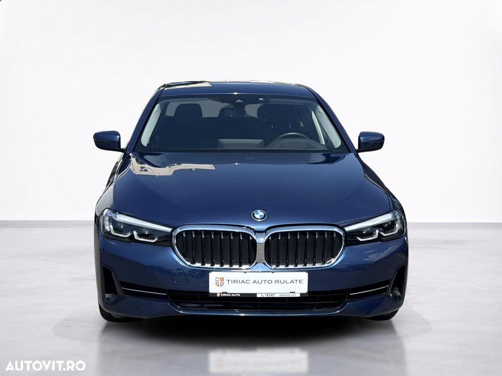 BMW Seria 5 520i AT MHEV - 9
