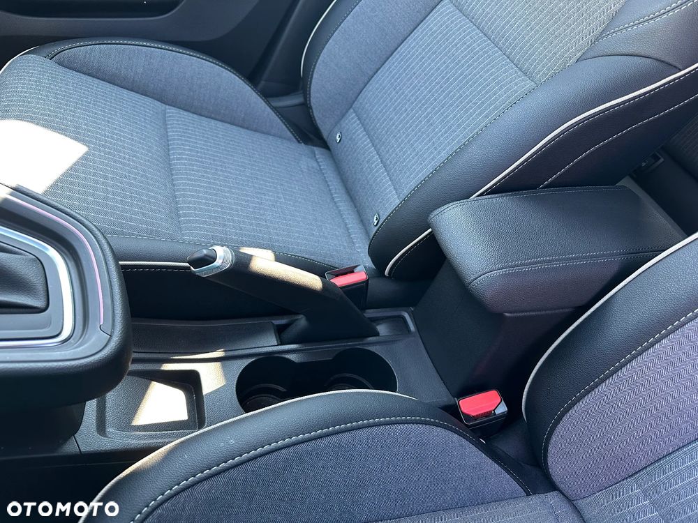 Renault Clio 1.6 E-TECH Techno - 29