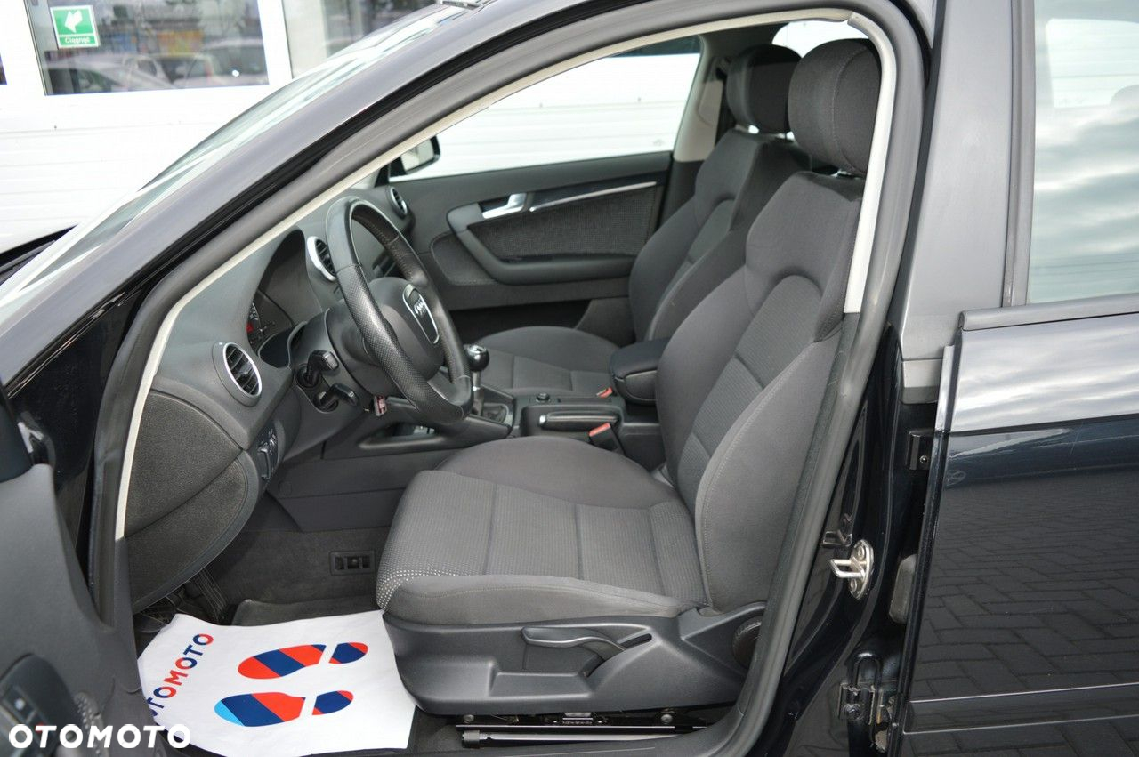 Audi A3 2.0 TDI Sportback Ambiente - 17