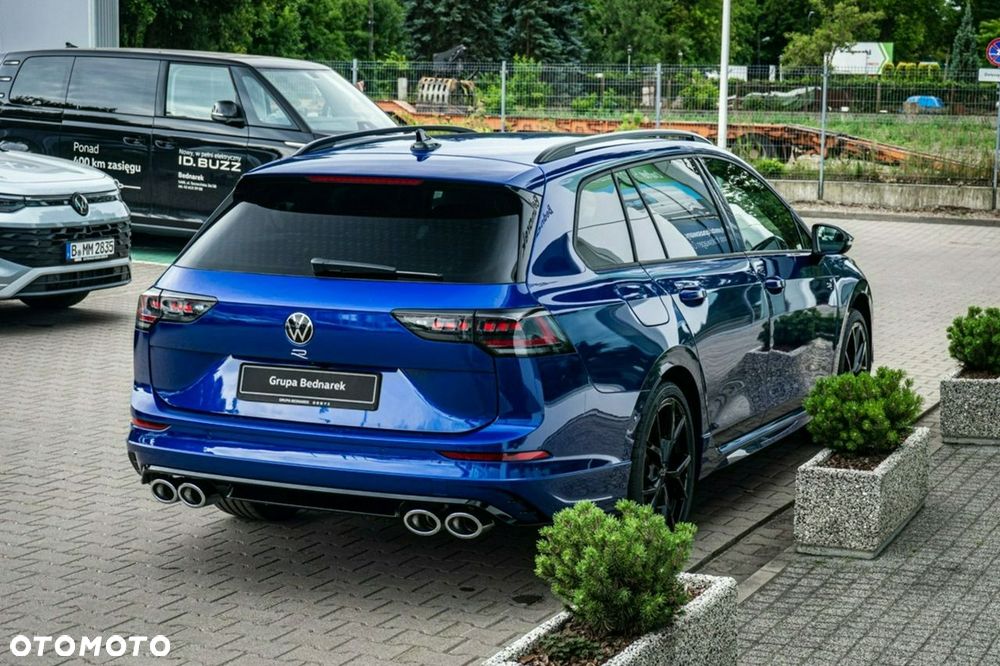Volkswagen Golf - 21