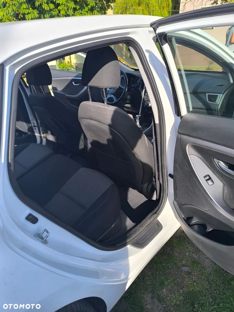 Hyundai i30 1.4 Classic - 14