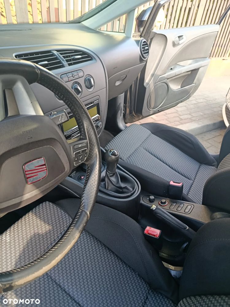 Seat Leon 1.2 TSI Ecomotive Reference Copa - 8