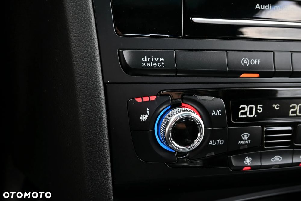 Audi A4 Avant 2.0 TDI Quattro Line S tronic - 33