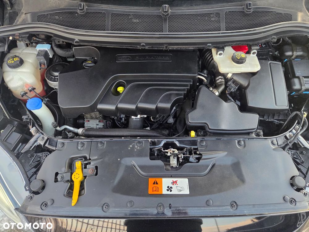 Ford S-Max - 23