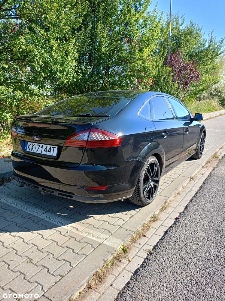 Ford Mondeo - 4